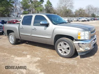 2013 Chevrolet Silverado 1500 LT with VIN 3GCPCSE04DG133517, listed as a IAAI auction lot 41580539 with 126,310 mi miles and . Bid and sale history available at DreamBid. Image 1.