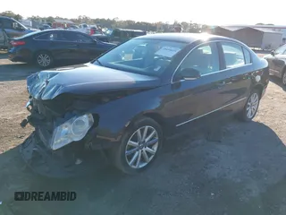 2010 Volkswagen Passat Komfort with VIN WVWJK7AN9AE138884, listed as a IAAI auction lot 38454029 with 97,595 mi miles and . Bid and sale history available at DreamBid. Image 2.
