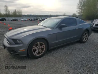 2014 Ford Mustang V6 with VIN 1ZVBP8AM7E5239797, listed as a Copart auction lot 52607885 with 101,133 mi miles and Salvage Title. Bid and sale history available at carsss.com. Image 1.