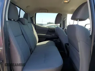 2022 Toyota Tacoma SR с VIN 3TMCZ5AN7NM503488, выставлен на аукционе Copart как лот 58147705 с пробегом 25 039 миль миль и Списание • Salvage title. История ставок и продаж доступна на DreamBid. Изображение 10.