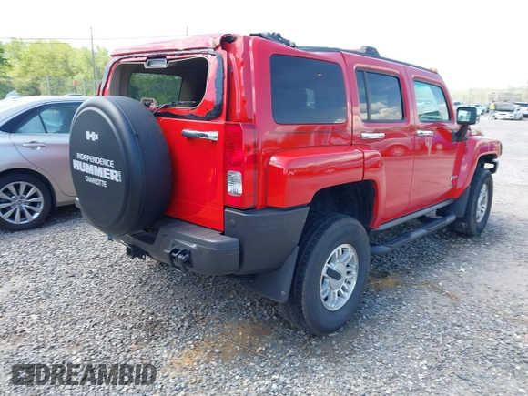 2006 Hummer H3 z VIN 5GTDN136868116302, wystawiony jako IAAI lot #42128659 z przebiegiem 85 659 mil mil oraz . Historia ofert i sprzedaży dostępna na DreamBid. Obrazek 4.