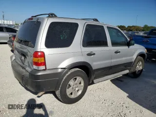 2006 Ford Escape XLT with VIN 1FMCU03176KA38081, listed as a Copart auction lot 53638835 with 163,125 mi miles and Non repairable. Bid and sale history available at DreamBid. Image 3.