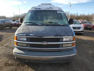 1999 Chevrolet Express with VIN 1GBFG15R5X1100445, listed as a Copart auction lot 82358104 with 154,515 mi miles and Clean Title. Bid and sale history available at carsss.com. Image 5.