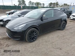2024 Tesla Model Y с VIN 7SAYGDED5RF093696, выставлен на аукционе IAAI как лот 42061020 с пробегом 21 220 миль миль и . История ставок и продаж доступна на DreamBid. Изображение 23.