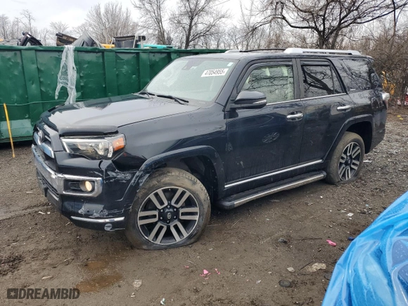 2020 Toyota 4Runner SR5 with VIN JTEBU5JR3L5803752, listed as a Copart auction lot 47054955 with 112,700 mi miles and Salvage Title. Bid and sale history available at carsss.com. Image 1.