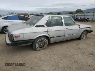 1980 BMW 5 Series z VIN 6781021, wystawiony jako Copart lot #51997985 z przebiegiem 237 586 mil mil oraz Czysty tytuł • Clean title. Historia ofert i sprzedaży dostępna na DreamBid. Obrazek 3.