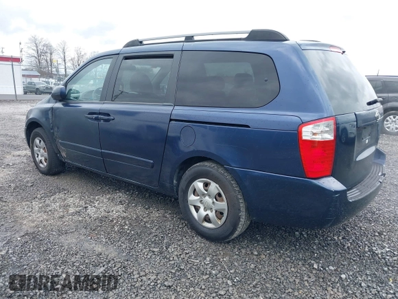 2009 Kia Sedona LX with VIN KNDMB233696278019, listed as a IAAI auction lot 41983960 with 153,083 mi miles. Bid and sale history available at carsss.com. Image 3.