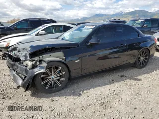 2007 BMW 3 Series 328i z VIN WBAWL13537PX14590, wystawiony jako Copart lot #57180425 z przebiegiem Nie podano mil oraz Szkoda całkowita • Salvage title. Historia ofert i sprzedaży dostępna na DreamBid. Obrazek 1.