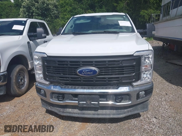2024 Ford F-250 XL with VIN 1FT7X2BA0RED62373, listed as a IAAI auction lot 42485874 with 7,825 mi miles and . Bid and sale history available at DreamBid. Image 12.