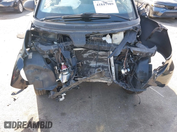 2012 Smart fortwo Pure z VIN WMEEJ3BA9CK521416, wystawiony jako IAAI lot #41847989 z przebiegiem Nie podano mil oraz . Historia ofert i sprzedaży dostępna na DreamBid. Obrazek 6.