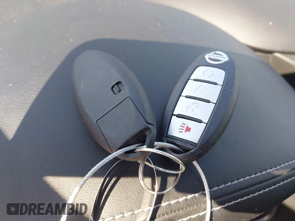 2019 Nissan Murano S with VIN 5N1AZ2MJ4KN163132, listed as a IAAI auction lot 41985250 with 57,511 mi miles and . Bid and sale history available at DreamBid. Image 11.