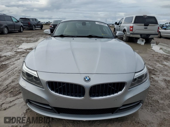 2014 BMW Z4 sDrive28i with VIN WBALL5C54EE717341, listed as a Copart auction lot 75084304 with 132,569 mi miles and Non Repairable. Bid and sale history available at carsss.com. Image 5.