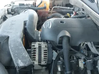 2002 Chevrolet Tahoe Z71 с VIN 1GNEK13ZX2R315314, выставлен на аукционе IAAI как лот 42925594 с пробегом Не указан миль и . История ставок и продаж доступна на DreamBid. Изображение 13.