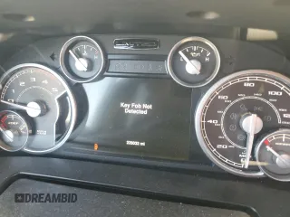 2016 Ram 1500 Limited z VIN 1C6RR7PM9GS207586, wystawiony jako Copart lot #73541024 z przebiegiem 229 032 mil mil oraz Czysty tytuł • Clean title. Historia ofert i sprzedaży dostępna na DreamBid. Obrazek 9.