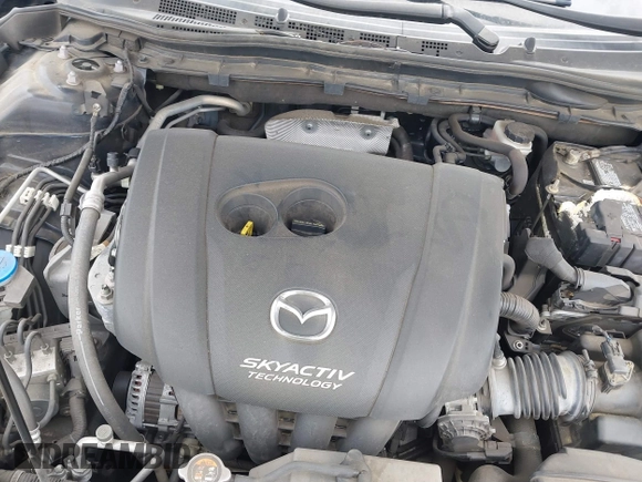 2016 Mazda Mazda6 i Touring with VIN JM1GJ1V59G1402867, listed as a IAAI auction lot 41998212 with 135,724 mi miles. Bid and sale history available at carsss.com. Image 10.