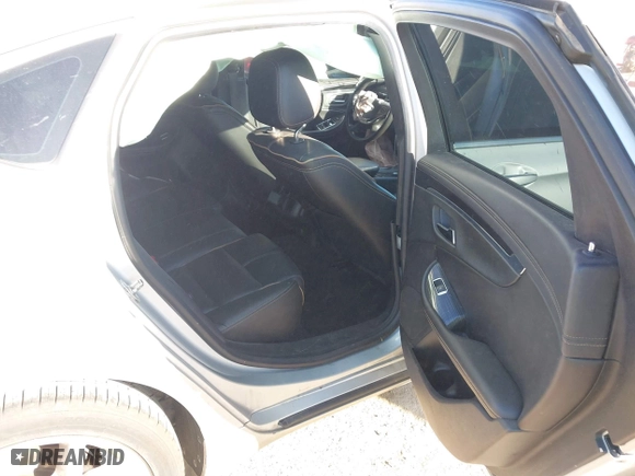 2018 Chevrolet Impala Premier with VIN 2G1125S37J9150142, listed as a IAAI auction lot 41654194 with 149,298 mi miles. Bid and sale history available at carsss.com. Image 8.