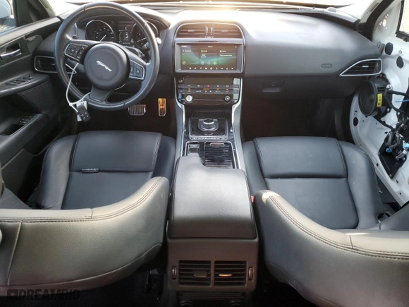 2019 Jaguar XE 25t Premium with VIN SAJAD4FX2KCP50944, listed as a Copart auction lot 75684894 with 56,375 mi miles and Salvage Title. Bid and sale history available at carsss.com. Image 8.