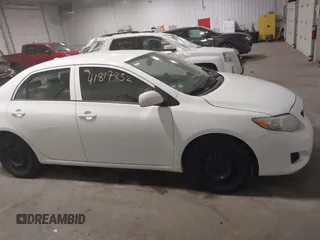 2010 Toyota Corolla z VIN 2T1BU4EE7AC520406, wystawiony jako IAAI lot #41817852 z przebiegiem 127 653 mil mil oraz . Historia ofert i sprzedaży dostępna na DreamBid. Obrazek 13.