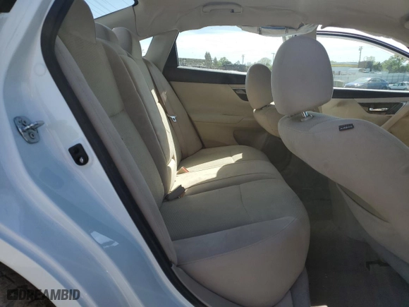2014 Nissan Altima 2.5 S with VIN 1N4AL3AP7EN259898, listed as a Copart auction lot 52050815 with 110,771 mi miles and Salvage Title. Bid and sale history available at carsss.com. Image 10.