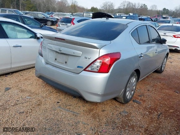 2015 Nissan Versa S Plus with VIN 3N1CN7APXFL831393, listed as a IAAI auction lot 41511732 with 132,270 mi miles. Bid and sale history available at carsss.com. Image 4.