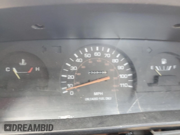 1990 Toyota Pickup with VIN JT4RN81R1L0049863, listed as a Copart auction lot 42832405 with 230,913 mi miles and Salvage title. Bid and sale history available at DreamBid. Image 9.