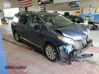 2015 Toyota Sienna Limited z VIN 5TDDK3DCXFS104812, wystawiony jako Copart lot #64131875 z przebiegiem 145 000 mil mil oraz Szkoda całkowita • Salvage title. Historia ofert i sprzedaży dostępna na DreamBid. Obrazek 4.