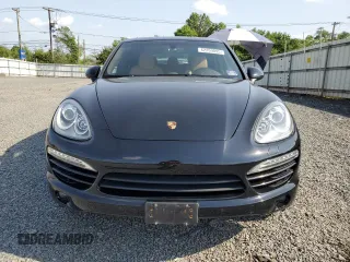 2014 Porsche Cayenne Diesel with VIN WP1AF2A2XELA38256, listed as a Copart auction lot 62299895 with 149,746 mi miles and Salvage title. Bid and sale history available at DreamBid. Image 5.