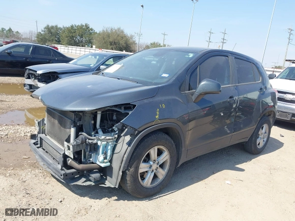 2020 Chevrolet Trax LS with VIN 3GNCJKSB4LL228232, listed as a IAAI auction lot 41670275 with 113,043 mi miles. Bid and sale history available at carsss.com. Image 18.