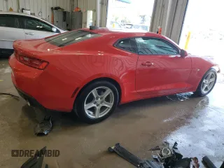 2017 Chevrolet Camaro 1LT z VIN 1G1FB1RS2H0105383, wystawiony jako Copart lot #57523425 z przebiegiem 70 520 mil mil oraz Czysty tytuł • Clean title. Historia ofert i sprzedaży dostępna na DreamBid. Obrazek 3.