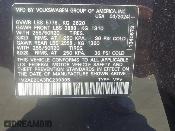 2024 Volkswagen Atlas SEL R-Line with VIN 1V2AE2CA3RC239395, listed as a Copart auction lot 64673685 with 1,724 mi miles and Clean title. Bid and sale history available at DreamBid. Image 10.