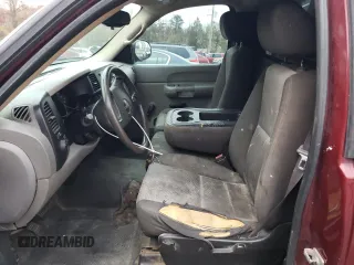 2009 GMC Sierra 1500 Work Truck z VIN 1GTEC14C39Z250140, wystawiony jako Copart lot #80885504 z przebiegiem 177 991 mil mil oraz Szkoda całkowita • Salvage title. Historia ofert i sprzedaży dostępna na DreamBid. Obrazek 7.