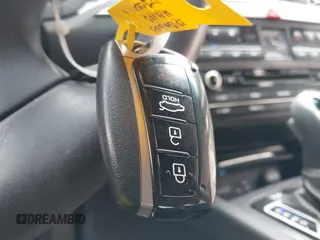 2015 Hyundai Genesis 3.8L z VIN KMHGN4JEXFU037569, wystawiony jako IAAI lot #41957191 z przebiegiem 45 242 mil mil oraz . Historia ofert i sprzedaży dostępna na DreamBid. Obrazek 11.