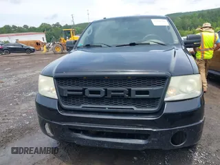 2008 Ford F-150 XLT z VIN 1FTPW12V68FA29247, wystawiony jako IAAI lot #42180501 z przebiegiem 254 032 mil mil oraz . Historia ofert i sprzedaży dostępna na DreamBid. Obrazek 13.