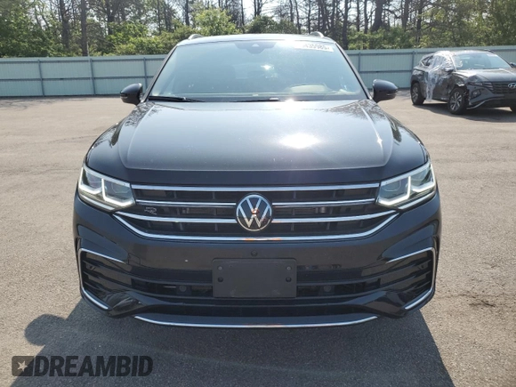 2024 Volkswagen Tiguan SEL R-Line с VIN 3VV4B7AX9RM169462, выставлен на аукционе Copart как лот 59435985 с пробегом 11 321 миль миль и Списание • Salvage title. История ставок и продаж доступна на DreamBid. Изображение 5.