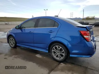 2019 Chevrolet Sonic LT z VIN 1G1JD5SB3K4148300, wystawiony jako Copart lot #52169025 z przebiegiem 59 689 mil mil oraz Szkoda całkowita • Salvage title. Historia ofert i sprzedaży dostępna na DreamBid. Obrazek 2.