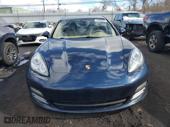 2010 Porsche Panamera S z VIN WP0AB2A75AL061320, wystawiony jako Copart lot #44996365 z przebiegiem 145 786 mil mil oraz Szkoda całkowita • Salvage title. Historia ofert i sprzedaży dostępna na DreamBid. Obrazek 5.