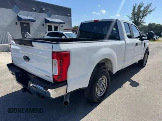 2019 Ford F-250 XL с VIN 1FT7X2A6XKED16231, выставлен на аукционе Copart как лот 57676615 с пробегом 107 278 миль миль и На запчасти • Non repairable. История ставок и продаж доступна на DreamBid. Изображение 3.