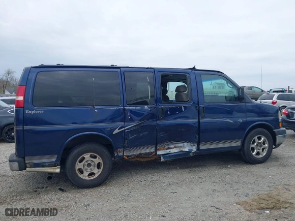 2004 Chevrolet Express Passenger with VIN 1GBFG15T441159106, listed as a IAAI auction lot 41999210 with 245,286 mi miles. Bid and sale history available at carsss.com. Image 13.