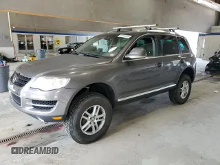 2009 Volkswagen Touareg VR6 z VIN WVGBE77L39D013877, wystawiony jako Copart lot #65572024 z przebiegiem 139 263 mil mil oraz Tytuł czysty. Historia ofert i sprzedaży dostępna na DreamBid. Obrazek 1.