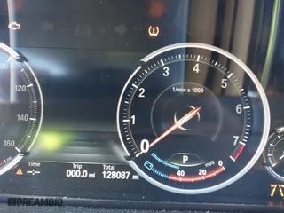 2015 BMW 7 Series 750Li with VIN WBAYE8C50FD781384, listed as a IAAI auction lot 42049829 with 128,087 mi miles. Bid and sale history available at carsss.com. Image 15.