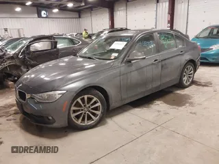 2018 BMW 3 Series 320i xDrive with VIN WBA8E5G50JNU48047, listed as a IAAI auction lot 41564022 with 69,971 mi miles. Bid and sale history available at carsss.com. Image 17.