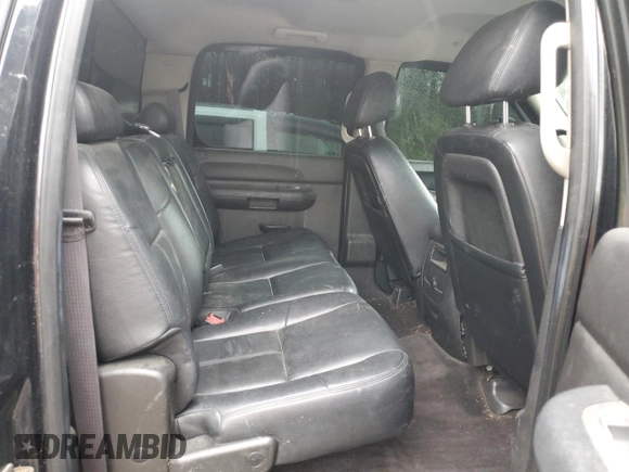2012 GMC Sierra 2500HD SLE z VIN 1GT120CG6CF169156, wystawiony jako Copart lot #52860205 z przebiegiem 106 505 mil mil oraz Szkoda całkowita • Salvage title. Historia ofert i sprzedaży dostępna na DreamBid. Obrazek 10.