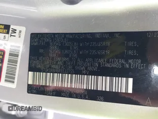 2024 Toyota Highlander LE with VIN 5TDKDRBH6RS532755, listed as a IAAI auction lot 42368462 with 8,337 mi miles and . Bid and sale history available at DreamBid. Image 9.