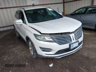 2016 Lincoln MKC Select z VIN 5LMCJ2C96GUJ31882, wystawiony jako IAAI lot #42214335 z przebiegiem 100 737 mil mil oraz . Historia ofert i sprzedaży dostępna na DreamBid. Obrazek 1.