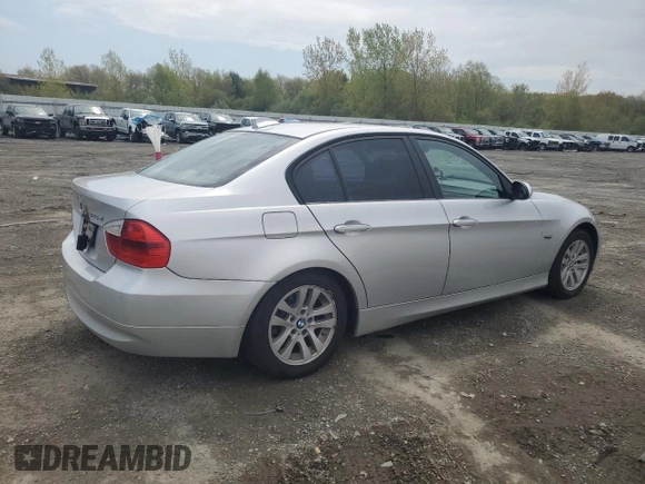 2007 BMW 3 Series 328xi with VIN WBAVC73507KP35800, listed as a Copart auction lot 55246175 with 158,247 mi miles and Clean title. Bid and sale history available at DreamBid. Image 3.