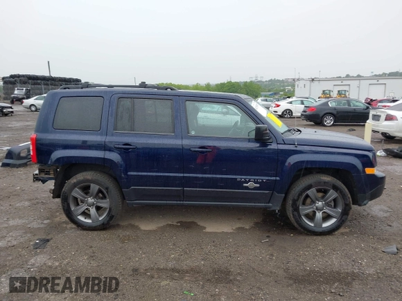 2013 Jeep Patriot Latitude z VIN 1C4NJRFB7DD249572, wystawiony jako IAAI lot #42350829 z przebiegiem 65 898 mil mil oraz . Historia ofert i sprzedaży dostępna na DreamBid. Obrazek 14.
