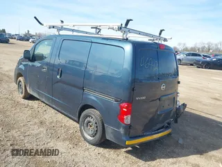 2019 Nissan NV200 S z VIN 3N6CM0KN2KK700069, wystawiony jako IAAI lot #41746942 z przebiegiem 89 931 mil mil oraz . Historia ofert i sprzedaży dostępna na DreamBid. Obrazek 3.