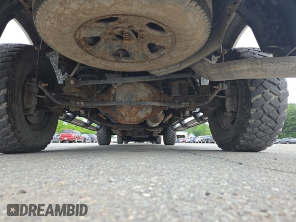 2019 Ram 2500 Tradesman with VIN 3C6UR5CL1KG598101, listed as a IAAI auction lot 42667301 with 90,262 mi miles and . Bid and sale history available at DreamBid. Image 37.