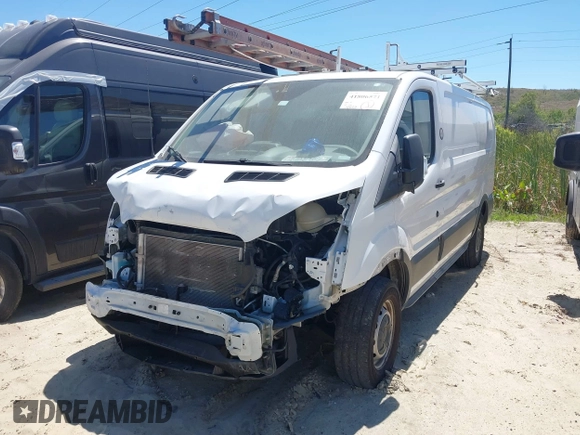 2016 Ford Transit Cargo z VIN 1FTYR1YM6GKB55690, wystawiony jako IAAI lot #41806571 z przebiegiem 97 623 mil mil oraz . Historia ofert i sprzedaży dostępna na DreamBid. Obrazek 2.