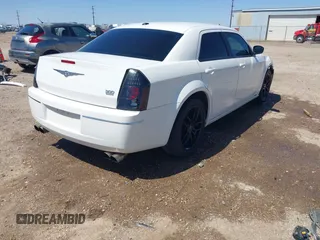 2009 Chrysler 300 Touring with VIN 2C3KA53V89H634048, listed as a IAAI auction lot 41974629 with Not Provided miles and . Bid and sale history available at DreamBid. Image 4.